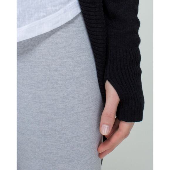 Lululemon Transformation Wrap Cardigan in Black Cashmere Blend, Size 2 - Picture 12 of 16